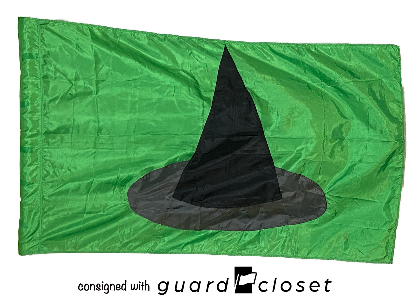 11 green witch hat McCormick's flags