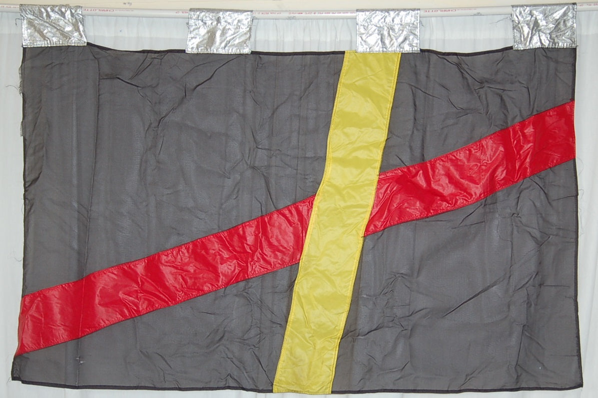 13 gray/yellow/red banners