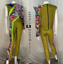 Load image into Gallery viewer, 134 total green multicolor urban graffiti Algy costumes + 3 drum major costumes