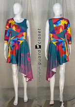 Load image into Gallery viewer, 15 multicolor text one sleeve dresses
