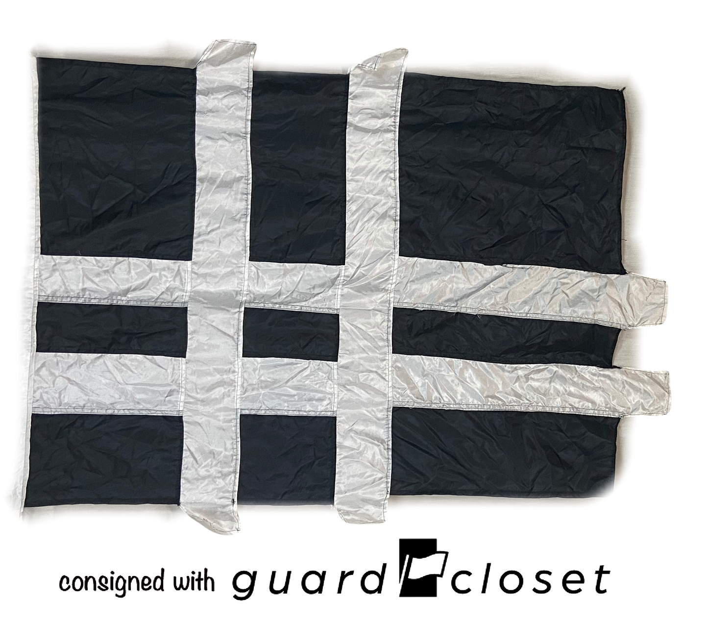 8 black white intersecting lines flags