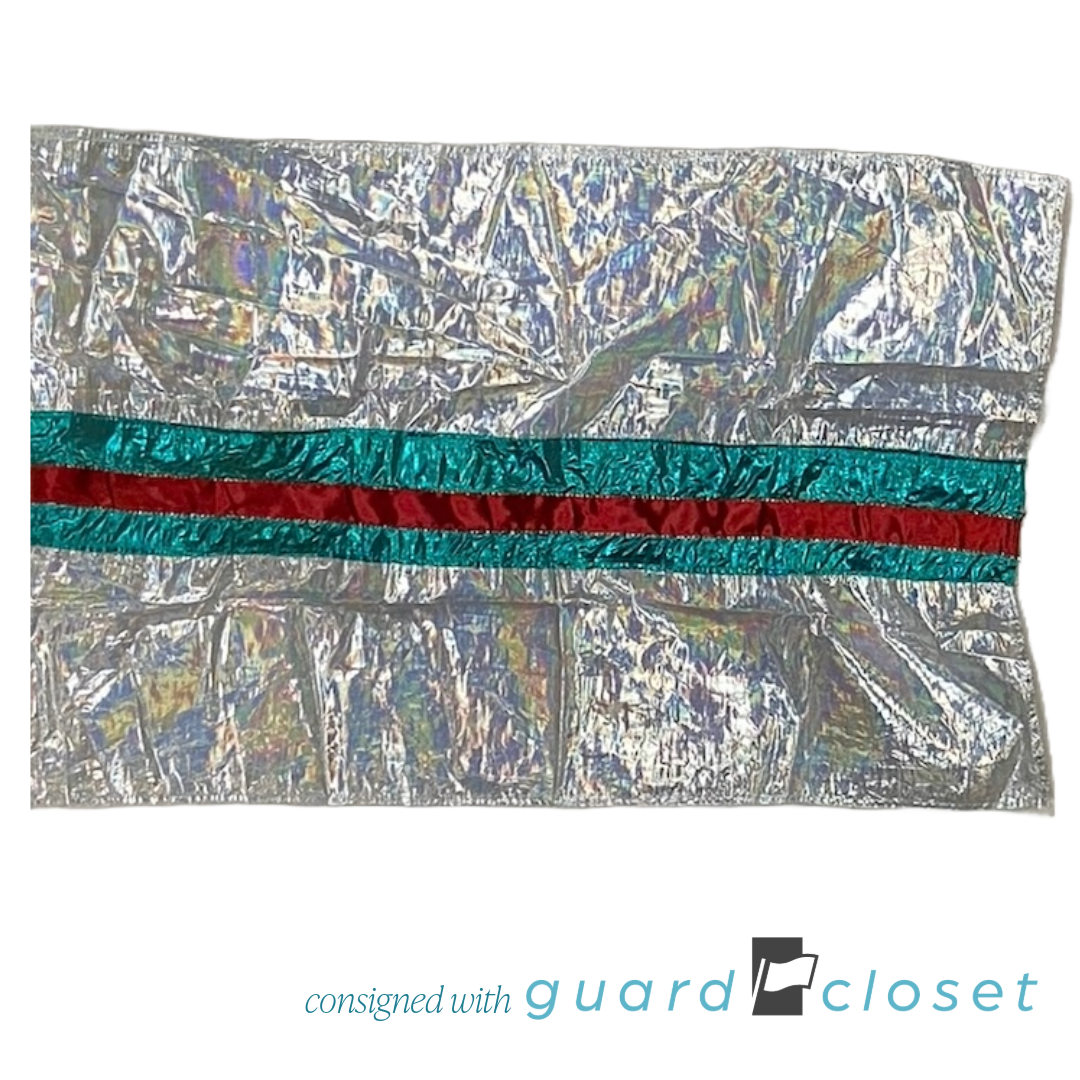 10 silver green red Christmas gift flag by Style Plus