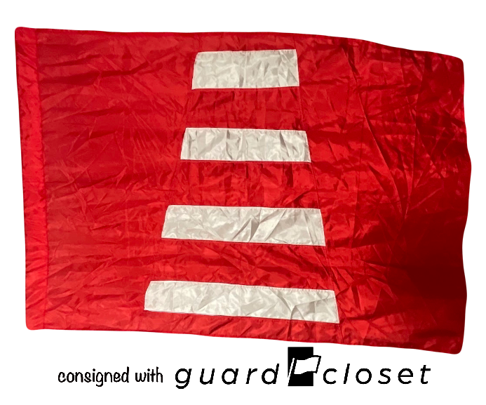 14 red w/ white horizontal dashes flags