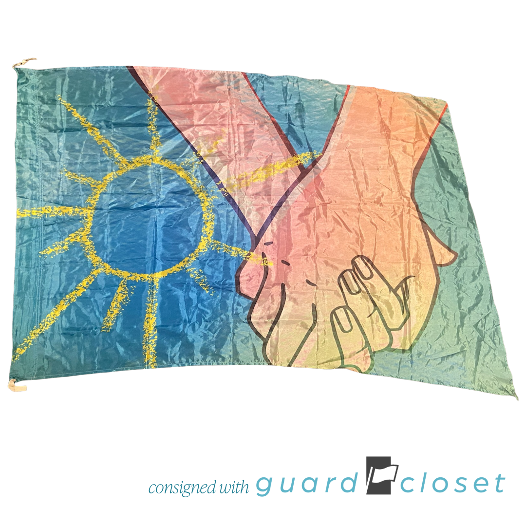 12 Children Holding Hands Flags