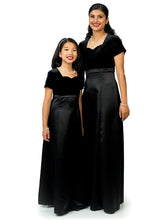 Load image into Gallery viewer, STEPHANIE (Style #2503Y) - Sweetheart Neck, Short Sleeve Dress - Youth Cousin&#39;s Concert Attire
