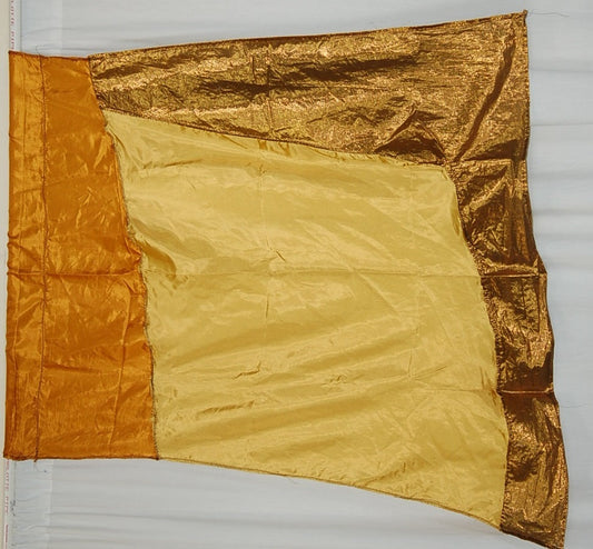 22 Brown Gold Flags