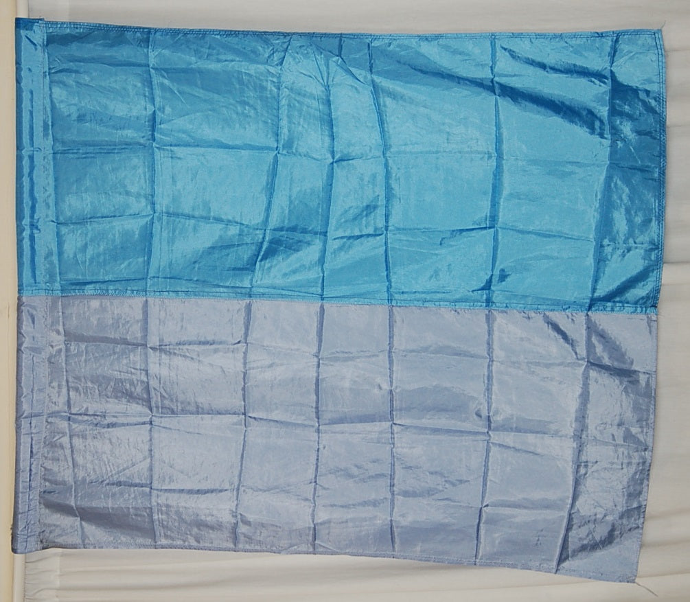 14 Blue/gray block flags