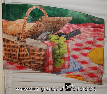 13 varied picnic food Flags