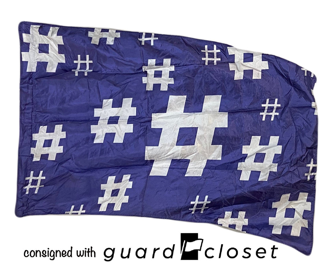 19 blue hashtag flags