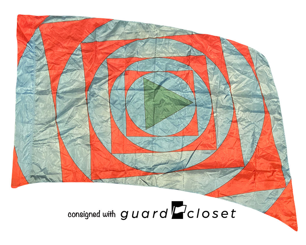10 red green blue triangle flags