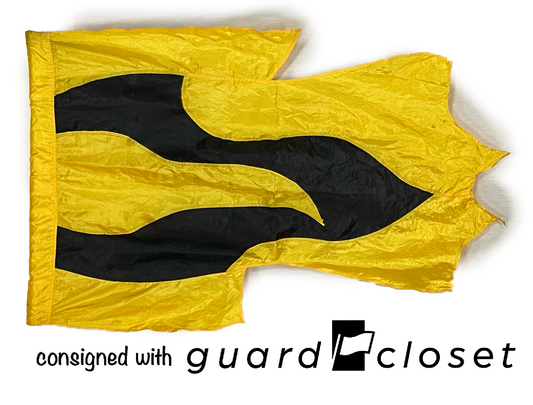 6 black gold flags by Band Shoppe