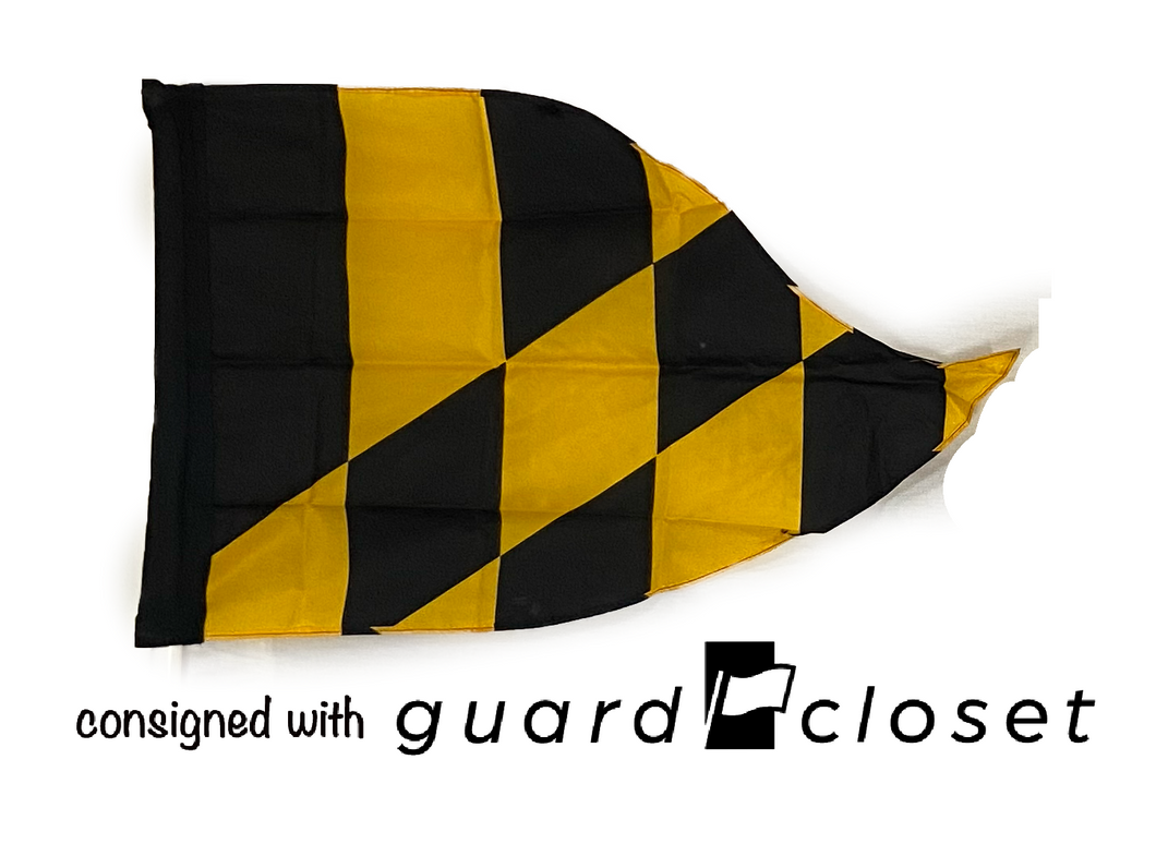 9 yellow gold checkered flags
