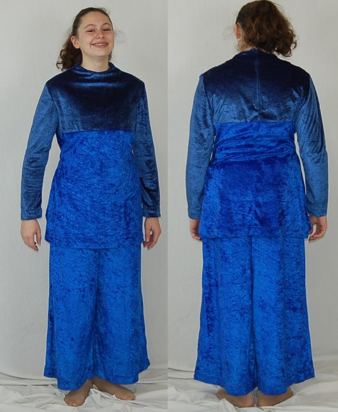 12 Blue Tops + 7 Blue Pants