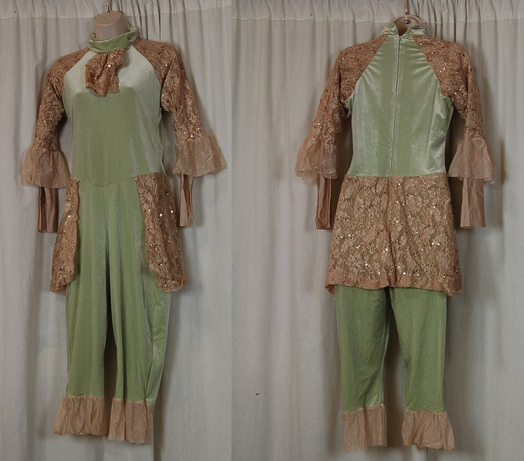 5 Green-tan Uniforms