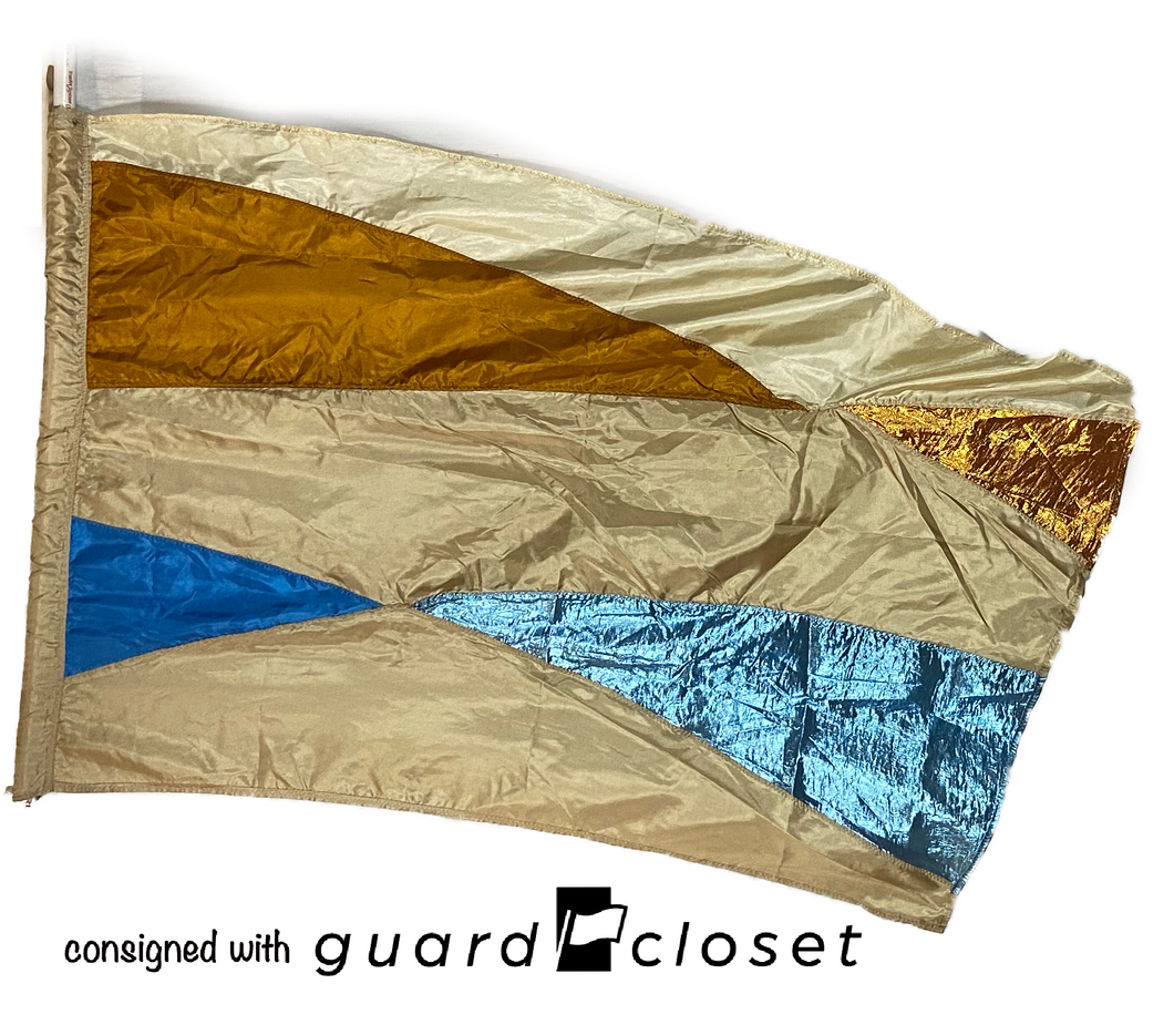 9 Tan/bronze/blue Flags