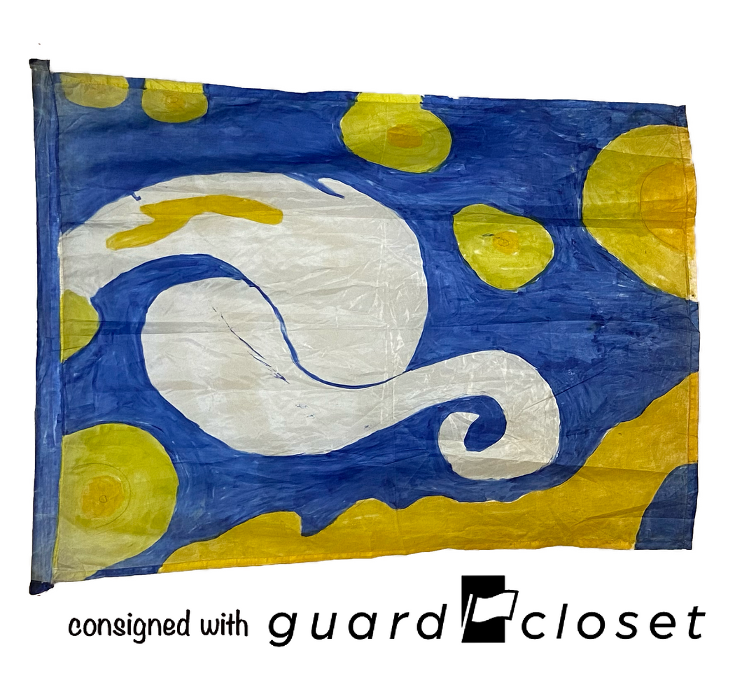 6 blue/yellow/white flags (designs vary slightly)
