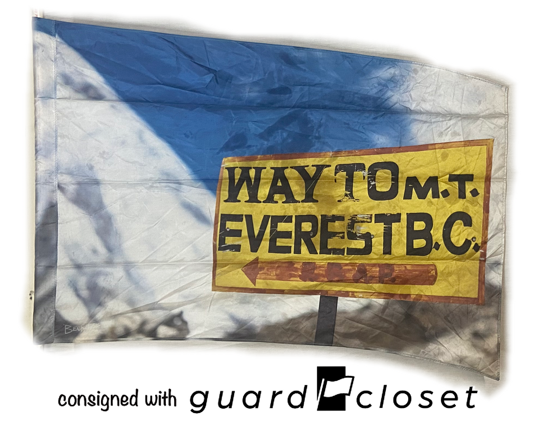 7 Mt. Everest flags
