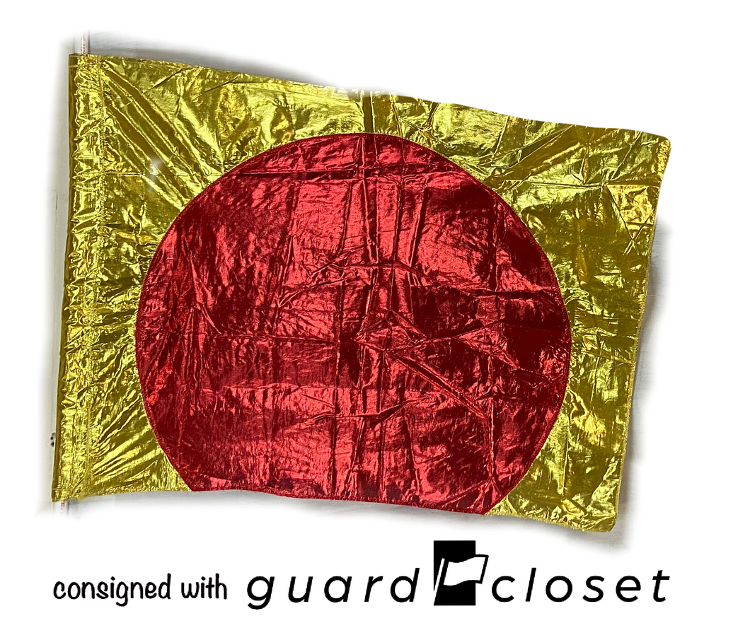 7 red gold sun circle flags