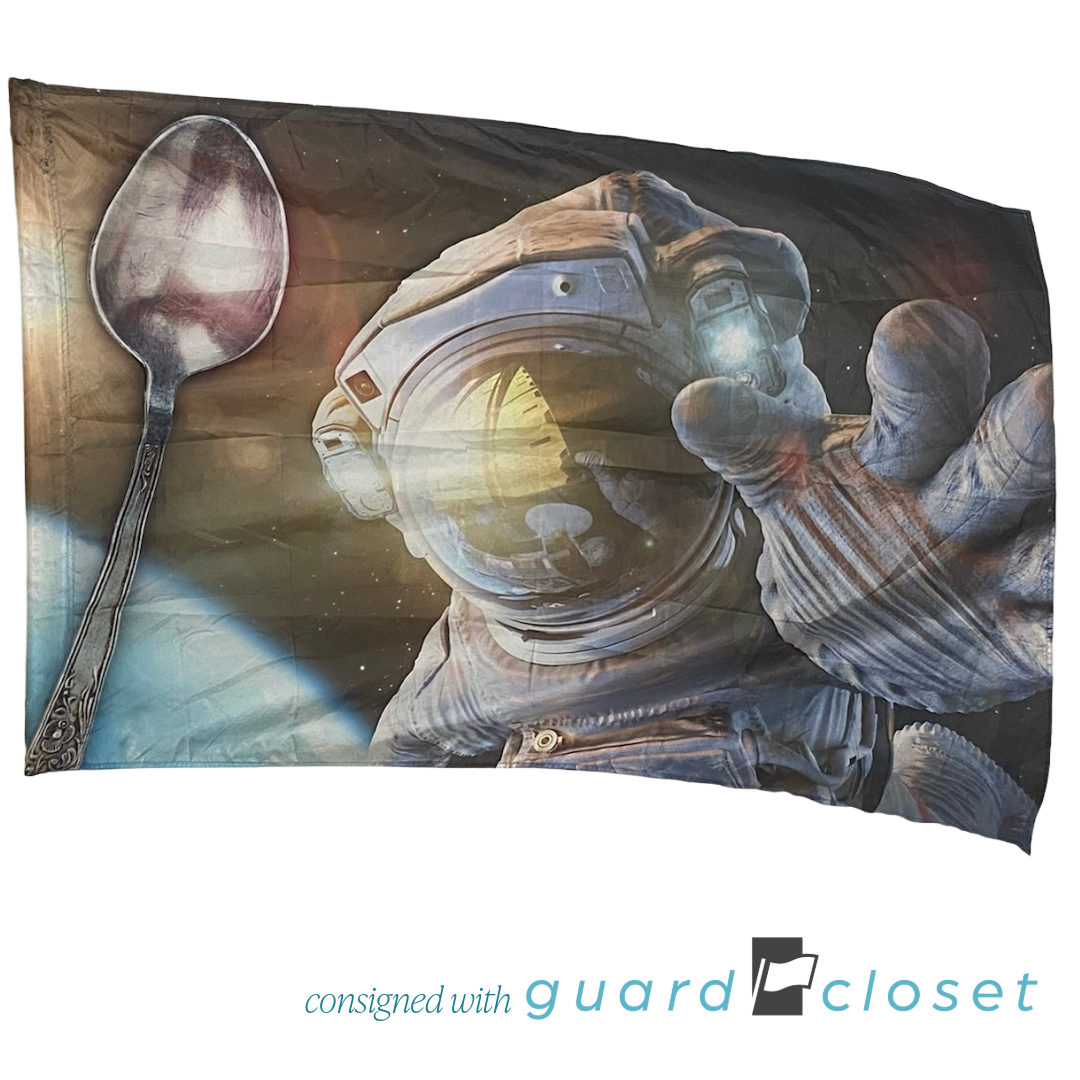 7 Multicolor Astronaut Reaching for Spoon Flags