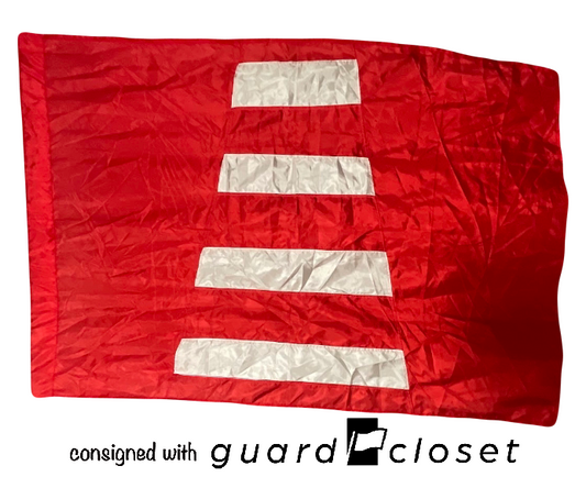 14 red w/ white horizontal dashes flags