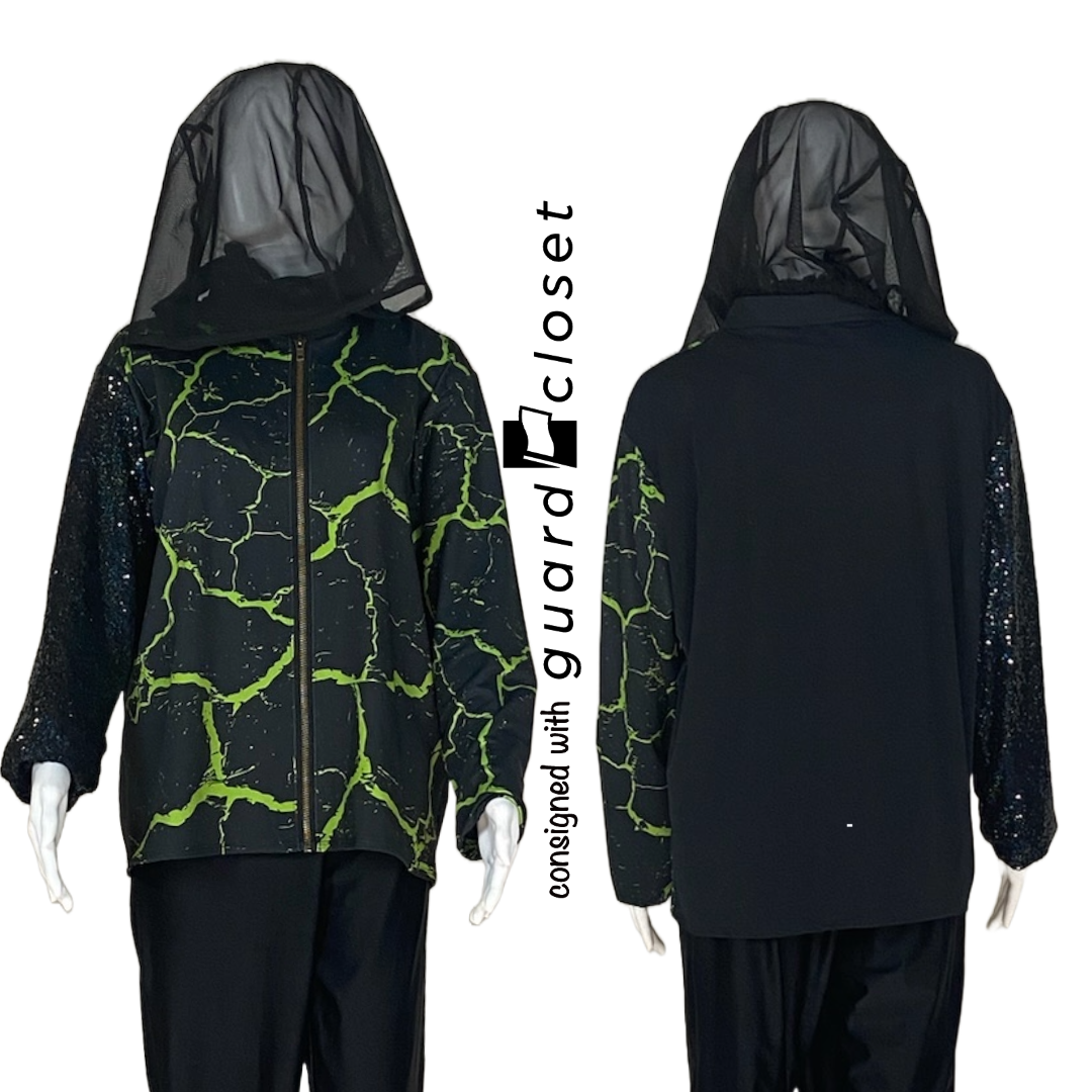 35 Multicolor Black Uniforms in Varied Styles by Skinz