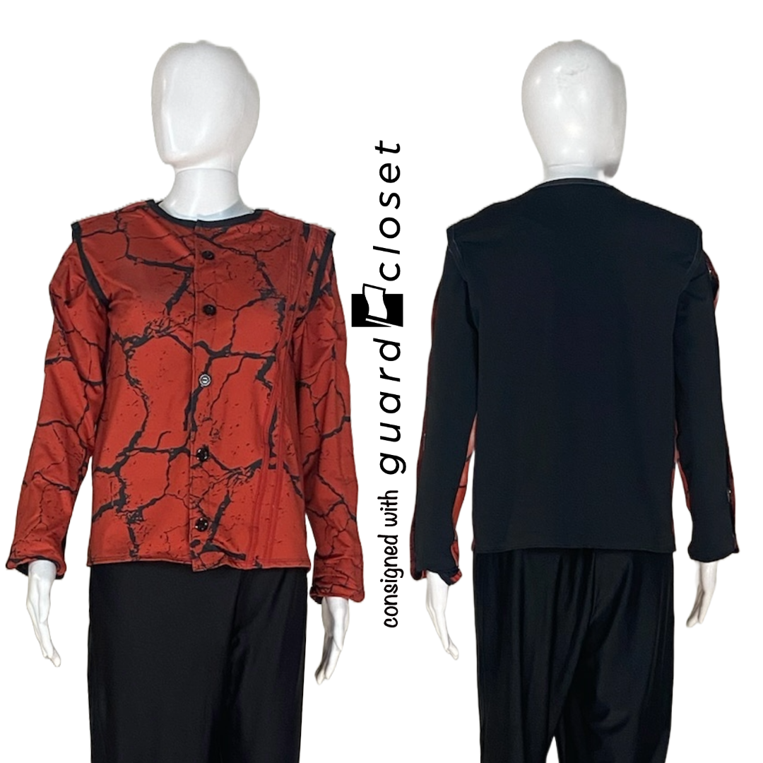 35 Multicolor Black Uniforms in Varied Styles by Skinz