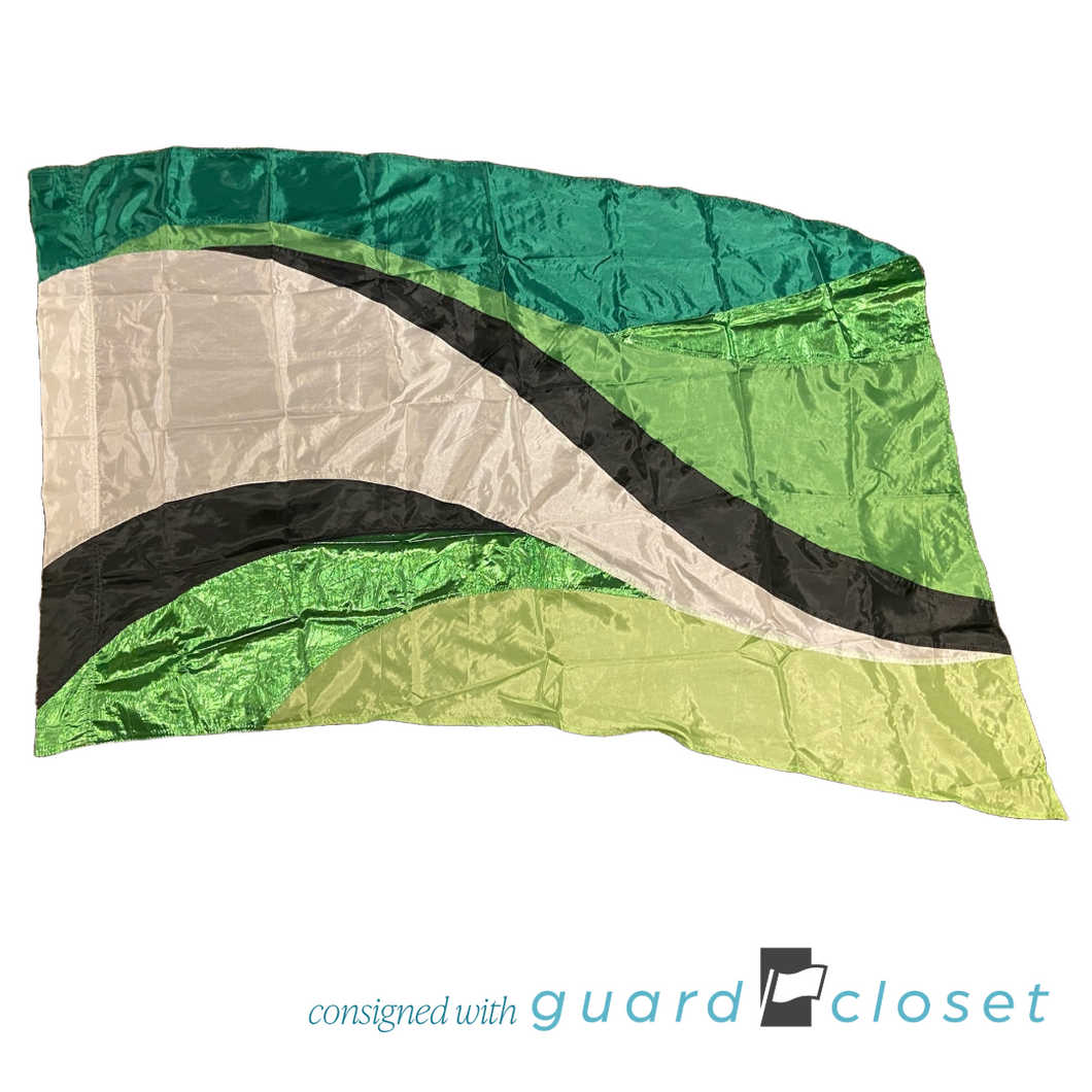 17 Green Black White 5521330 Flags by Band Shoppe