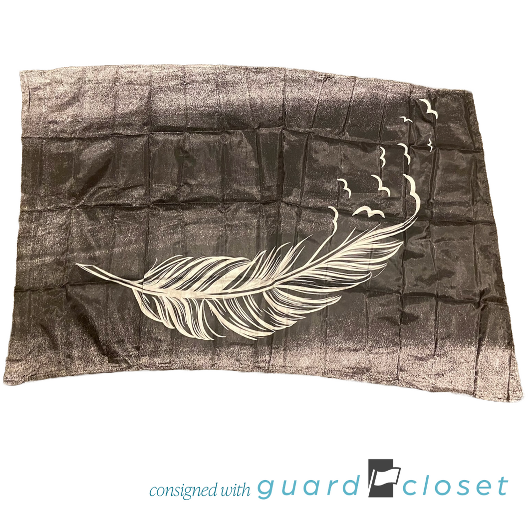 30 Black w/ White Feather Flags