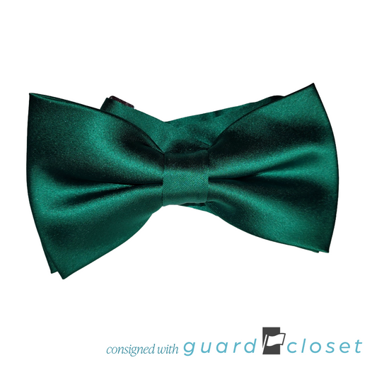 24 Green Bow Ties