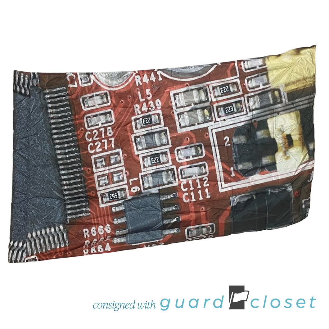 16 Red Black Computer Circuit Board Flags