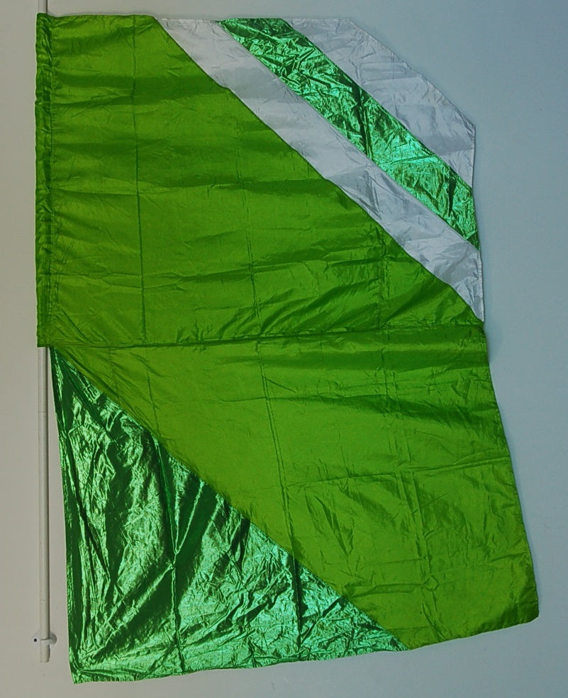 10 Green/white Flags guardcloset