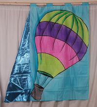 Load image into Gallery viewer, 5 Hot Air Balloon Flags guardcloset
